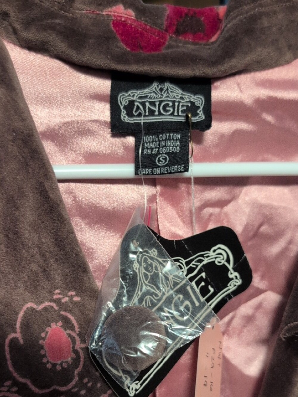 Angie Brown Velvet Blazer with Pink Floral Embroidery NWT - Picture 2 of 4